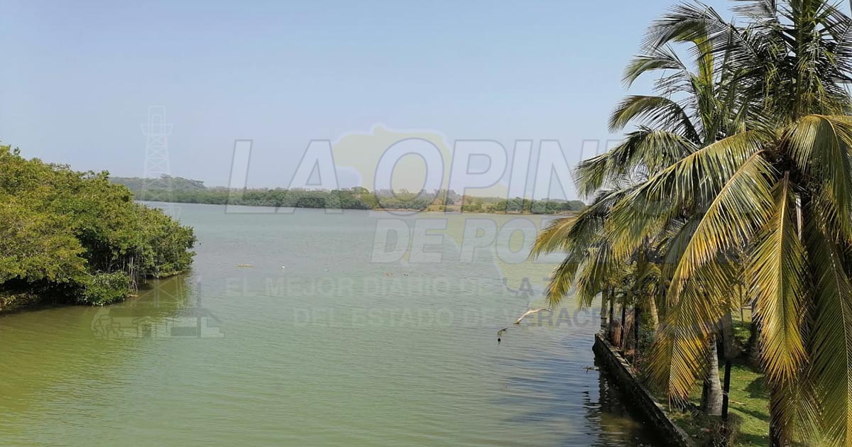Reactivan actividades de lancheros que brindan paseos turísticos en Cazones