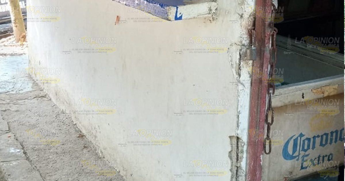 Saquean una tienda de abarrotes en Cazones