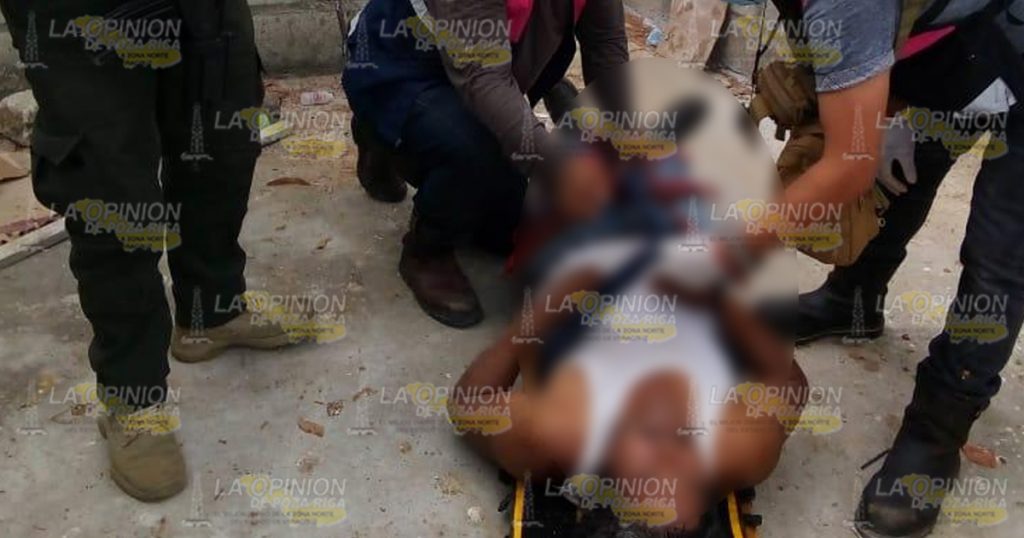 Albañil cae de una obra en construcción