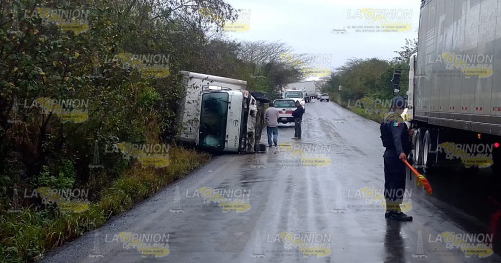 Aparatoso accidente entre tres unidades