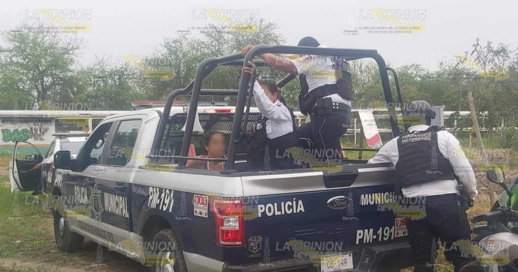 (+ Video) Arrestan a pareja por desvalijar un remolque en Poza Rica