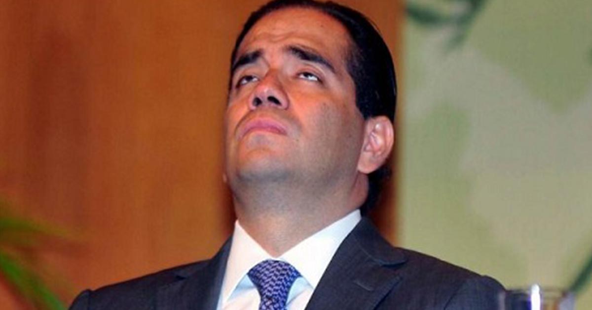 Reciclan a cercanos de Javier Duarte para diputados