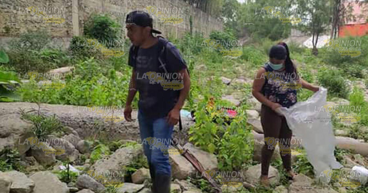 Celebran el Día de La Tierra limpiando el río Chinguiñoso
