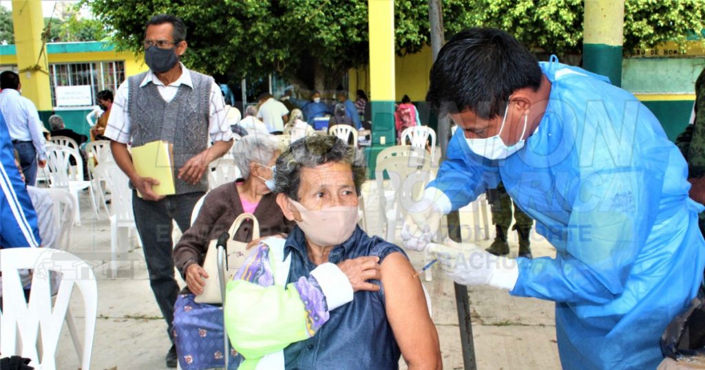 Comenzó el plan de vacunación Covid-19 en Naranjos Amatlán