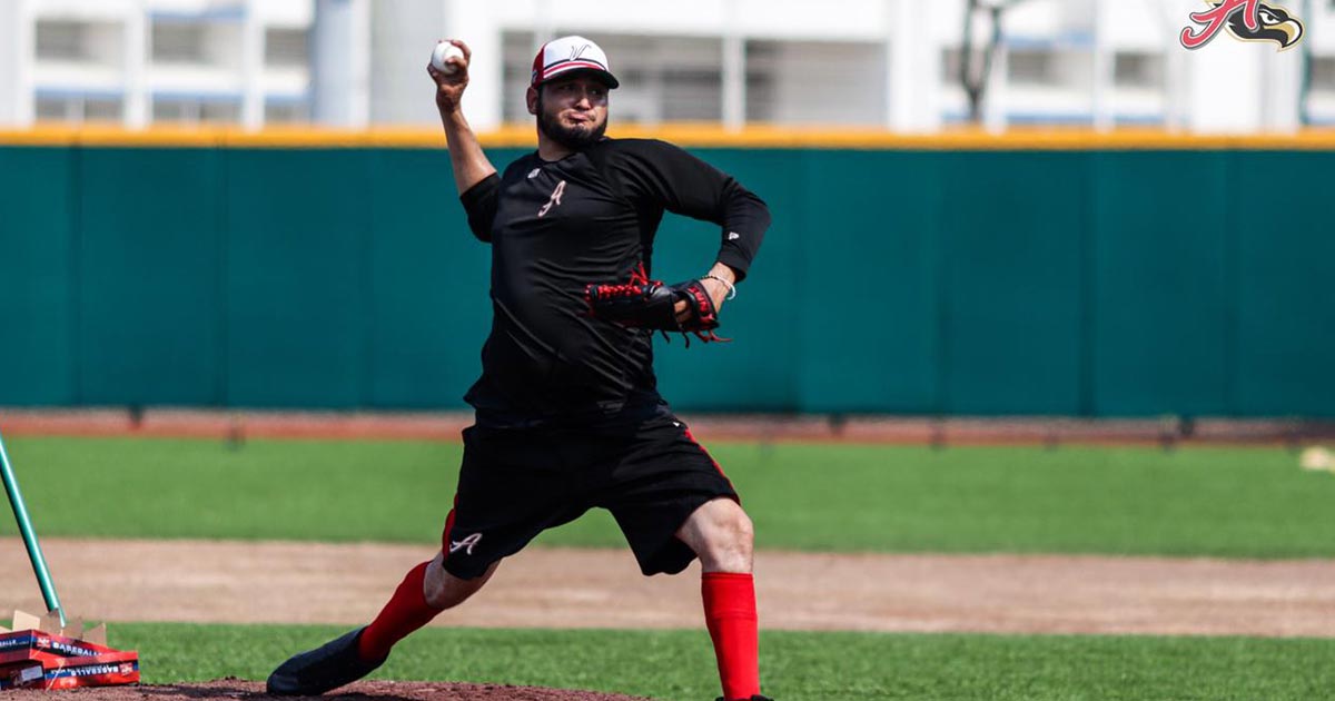 ¡El Rey calienta al brazo!