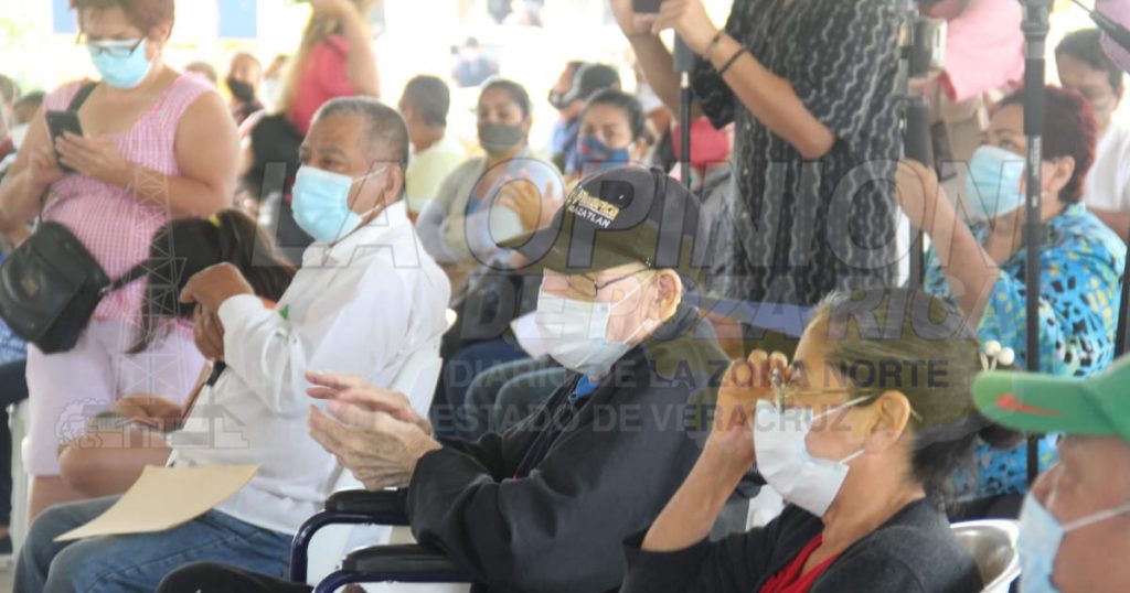 Entrega masiva de lentes graduados