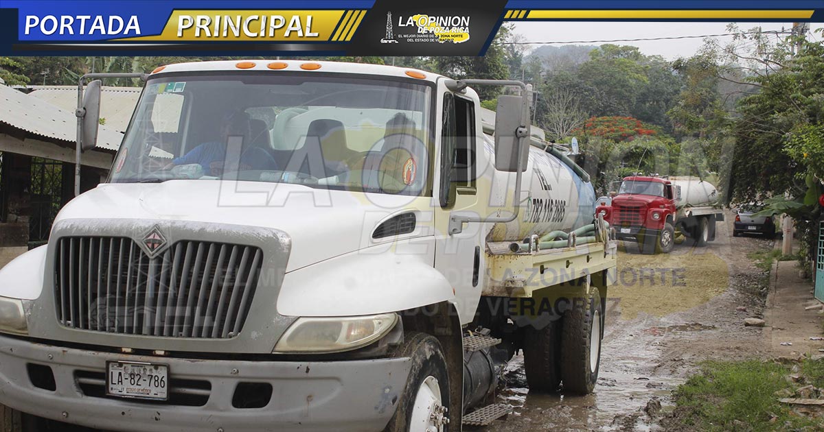 Escasea el agua en las colonias