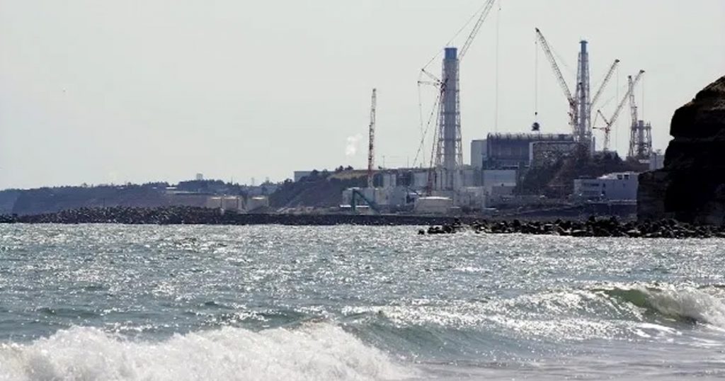 Japón no puede almacenar el agua radiactiva y planea arrojarla al océano