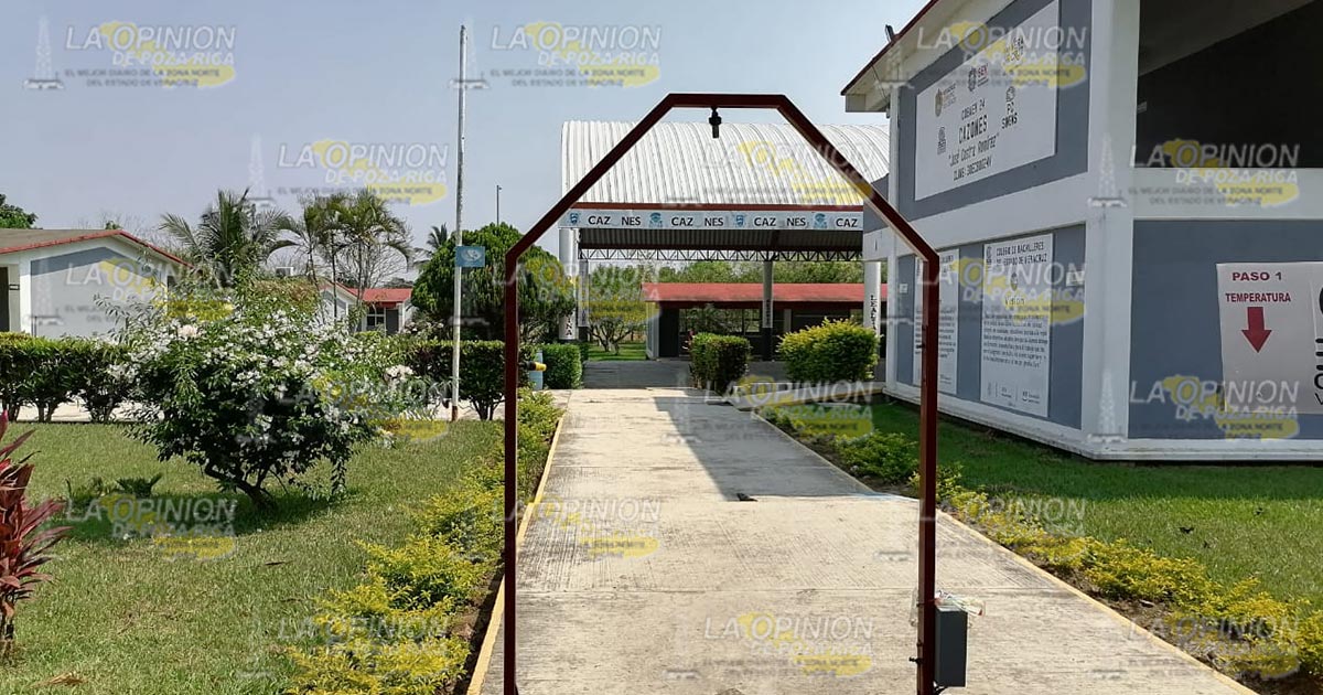 Llegan vacunas contra COVID-19 para Cazones