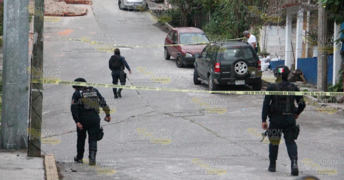 Localizan cabeza humana y una manta (Video)