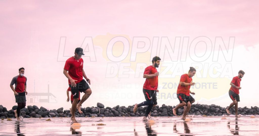 Mosco Arredondo llega a El Águila