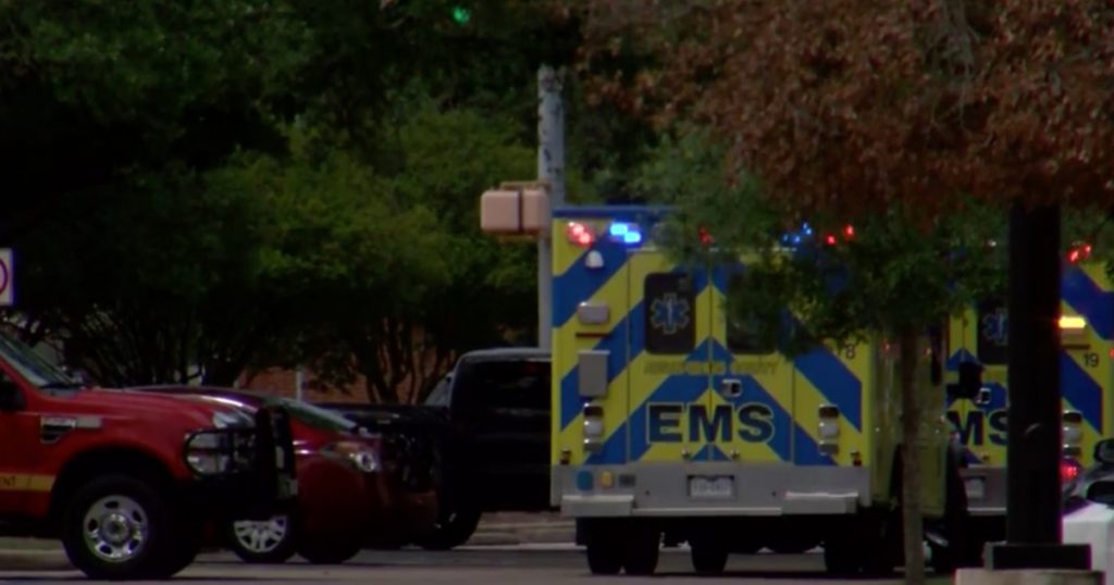 Tiroteo en Texas deja 3 muertos