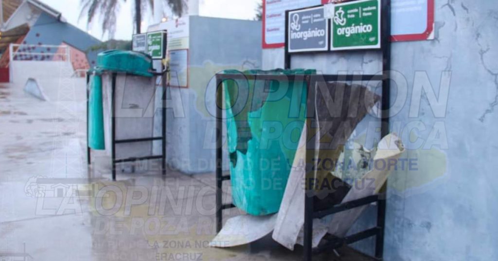 Hasta los botes de basura se roban en Poza Rica