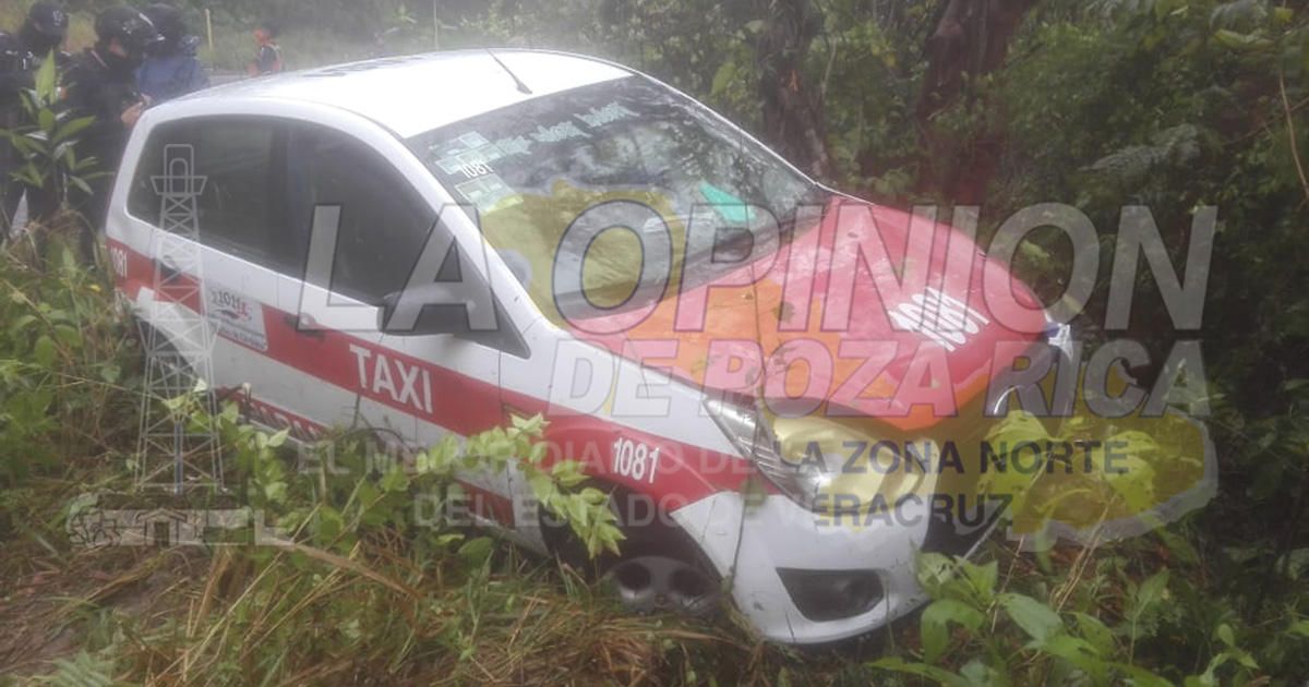 Unidad de alquiler se sale del camino