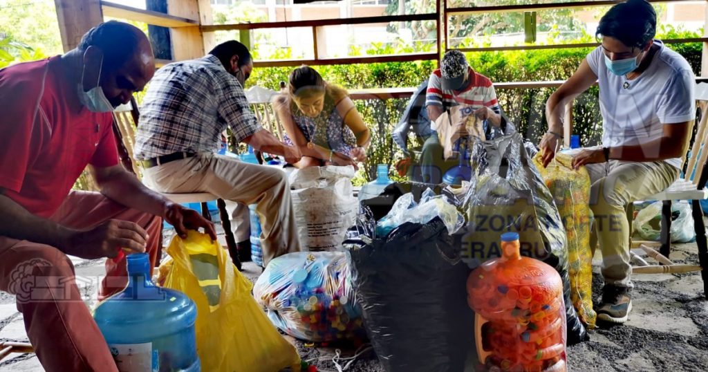 Colectan tapitas para más de 20 “quimios”