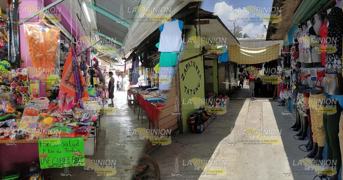 Locatarios del mercado en Cazones, anhelan instalaciones dignas