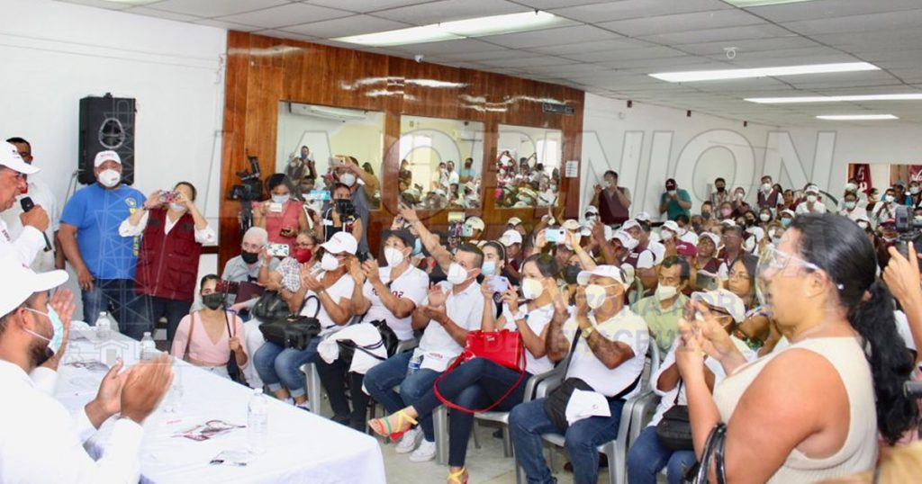 Se suma Miguel Martín López a la candidatura de JM Pozos