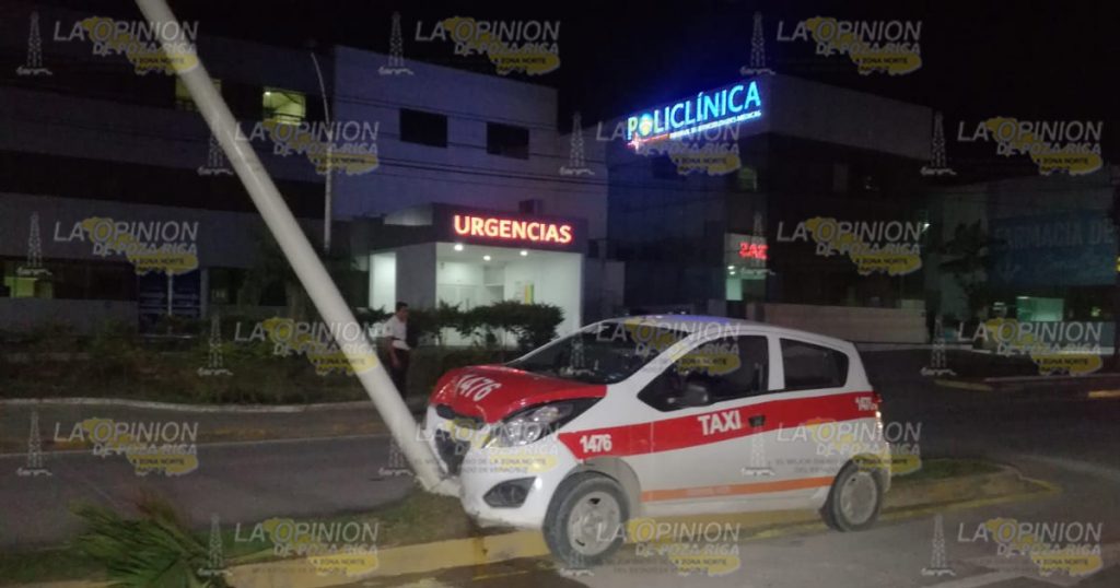 ¡Estrella taxi con un poste!