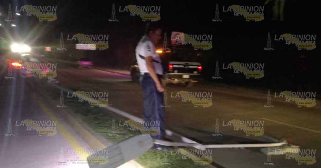 ¡Estrella taxi con un poste!