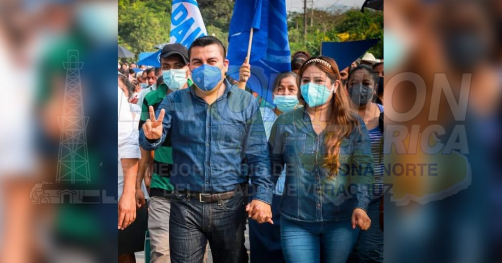 Morena presenta juicio ante OPLEV contra Serafín Pérez Carmona.