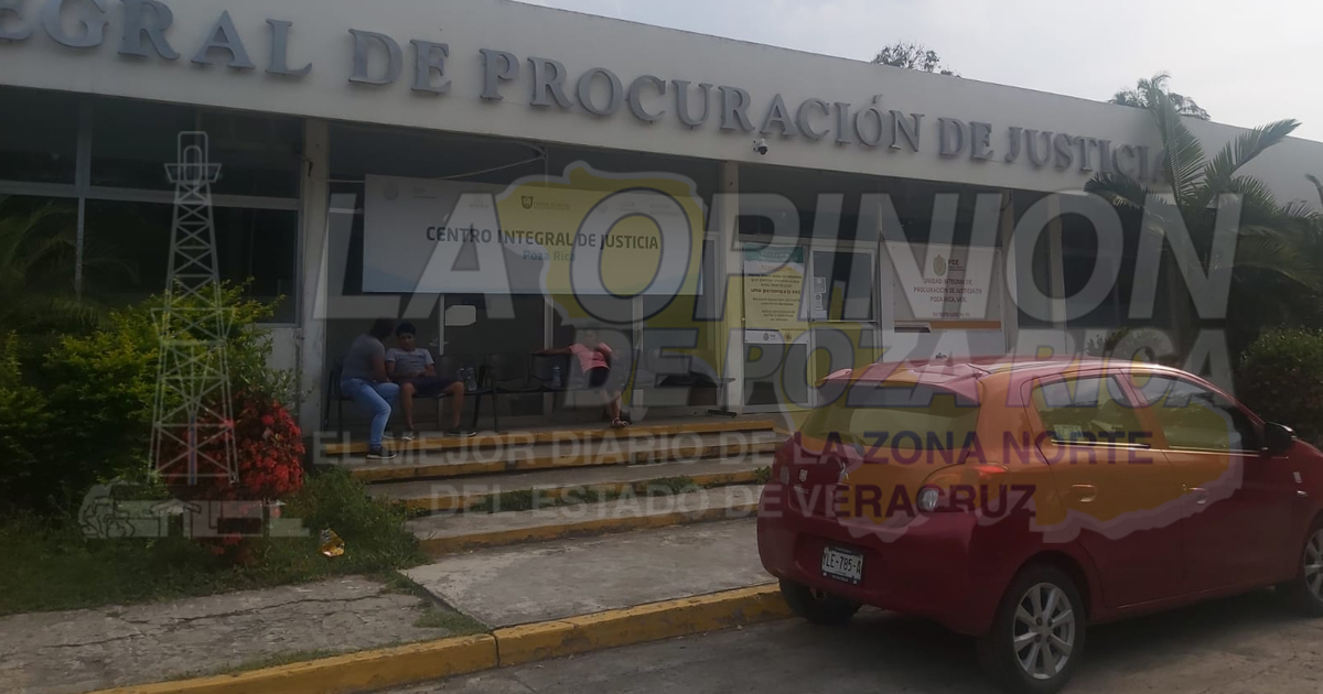 Escapan ladrones en Coatzintla