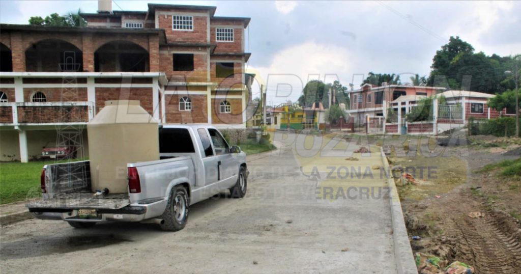 Trabaja ayuntamiento de Naranjos en calle Artesanos