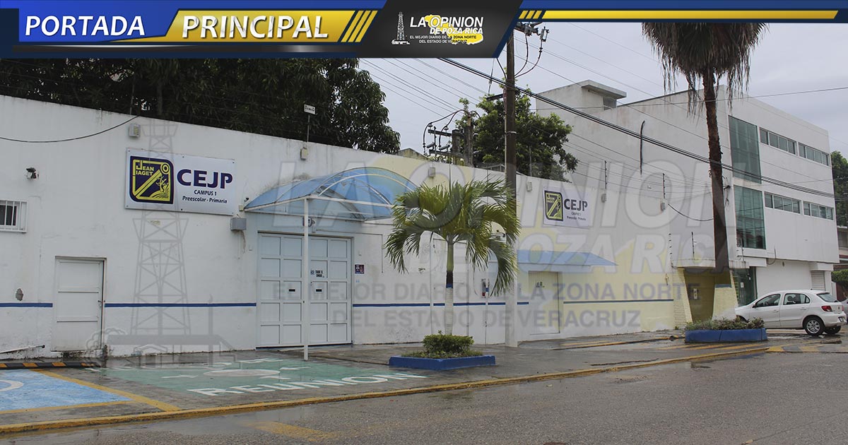 Alumnos regresan a clases