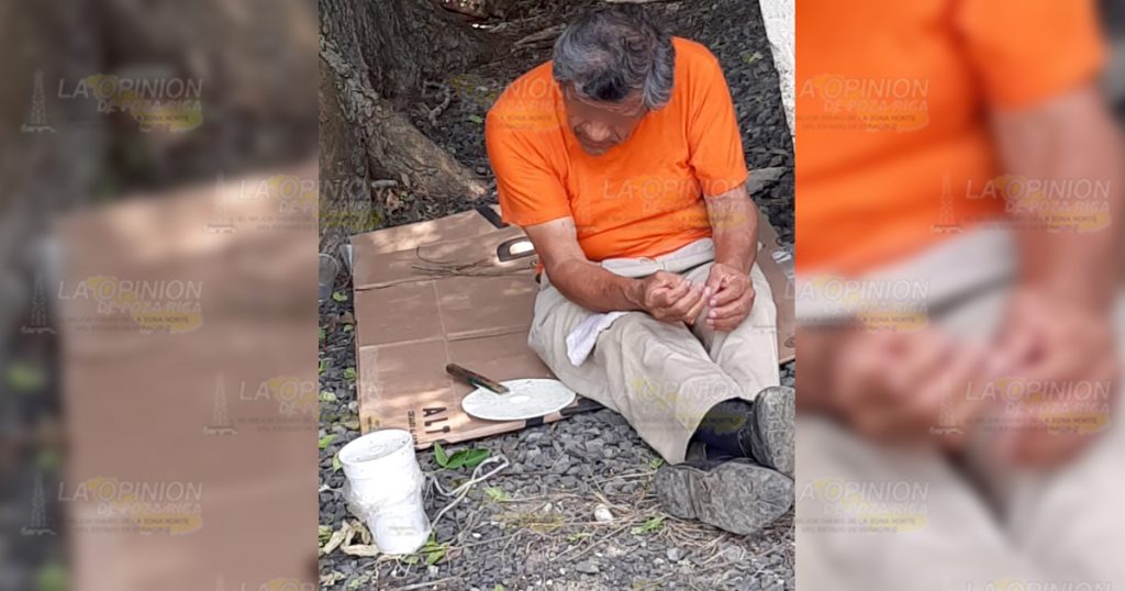 Anciano está en situación abandono, fue dejado en templo evangélico