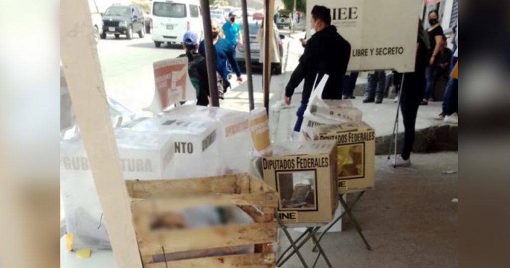 Arrojan cabezas humanas en Tijuana