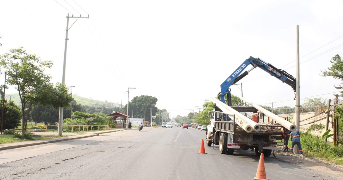 Coatzintla, mejora el servicio de alumbrado público en sectores estratégicos
