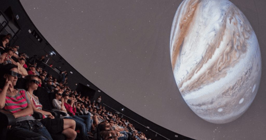 Conoce el primer planetario 3D con imágenes en 10K del sistema solar