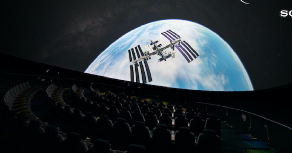 Conoce el primer planetario 3D con imágenes en 10K del sistema solar