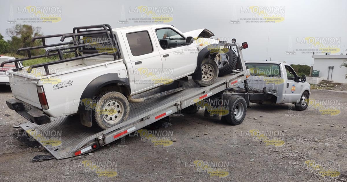 Encontronazo entre pick-up y un taxi de la ruta Soledad