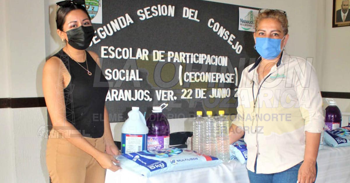 Entrega ayuntamiento de Naranjos Kit de sanidad a escuelas