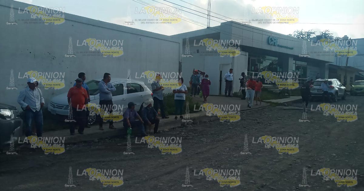 Exigen un mejor servicio a la CFE