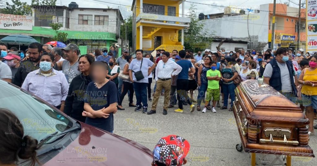 Exigen justicia por el asesinato de Felipe Gone