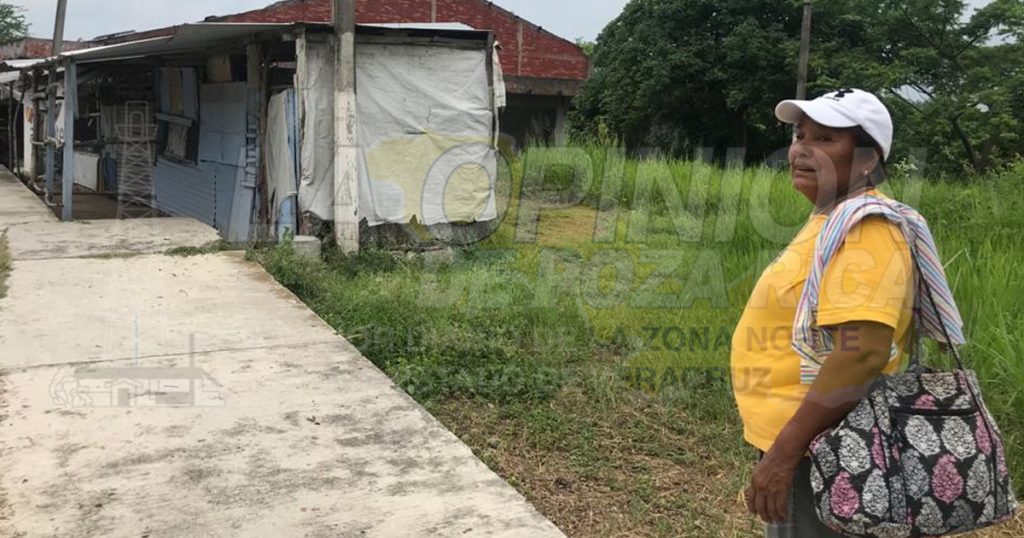 Humildes vendedores, relegados por el alcalde