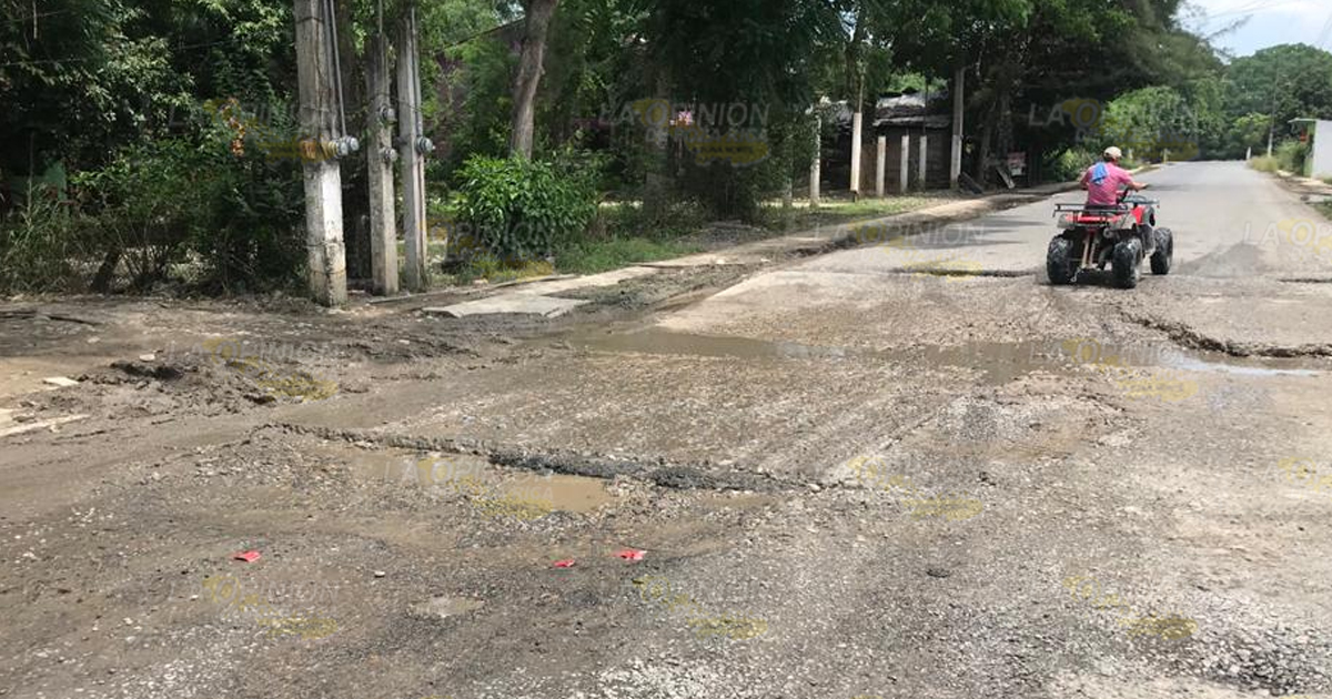 Sin mantenimiento la vía estatal Tuxpan-Ojite-Álamo