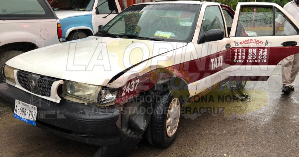 Aparatoso accidente en el bulevar Ruiz Cortines de Poza Rica