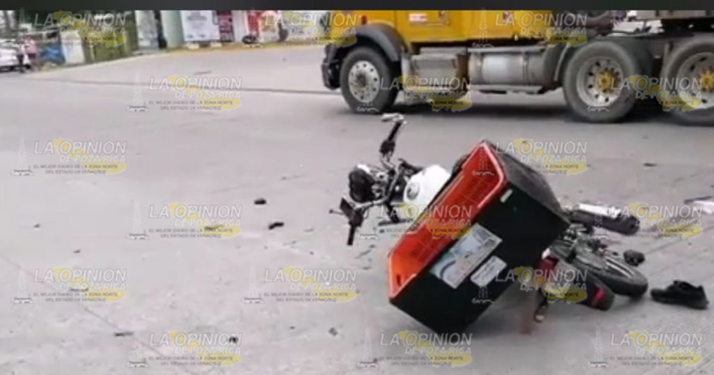 Aparatoso accidente en la Poza Rica - Cazones