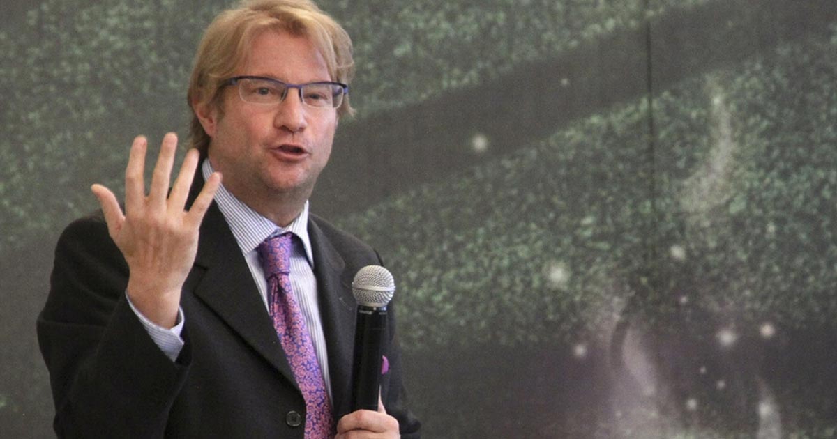 Van 4 órdenes de aprehensión contra Andrés Roemer