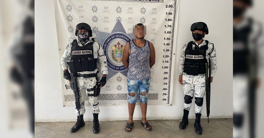 Detienen a una pareja con un arma