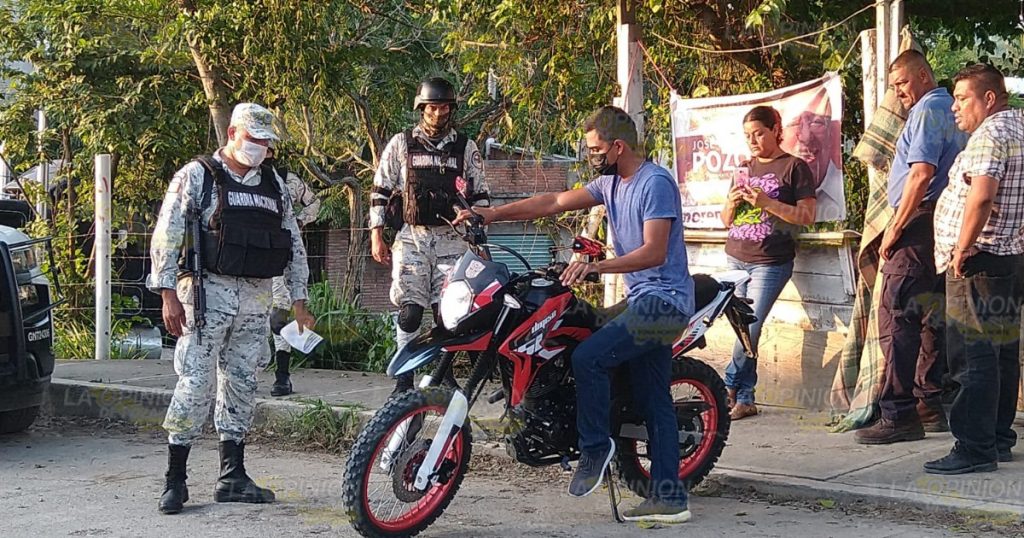 Halla su motocicleta robada en una casa