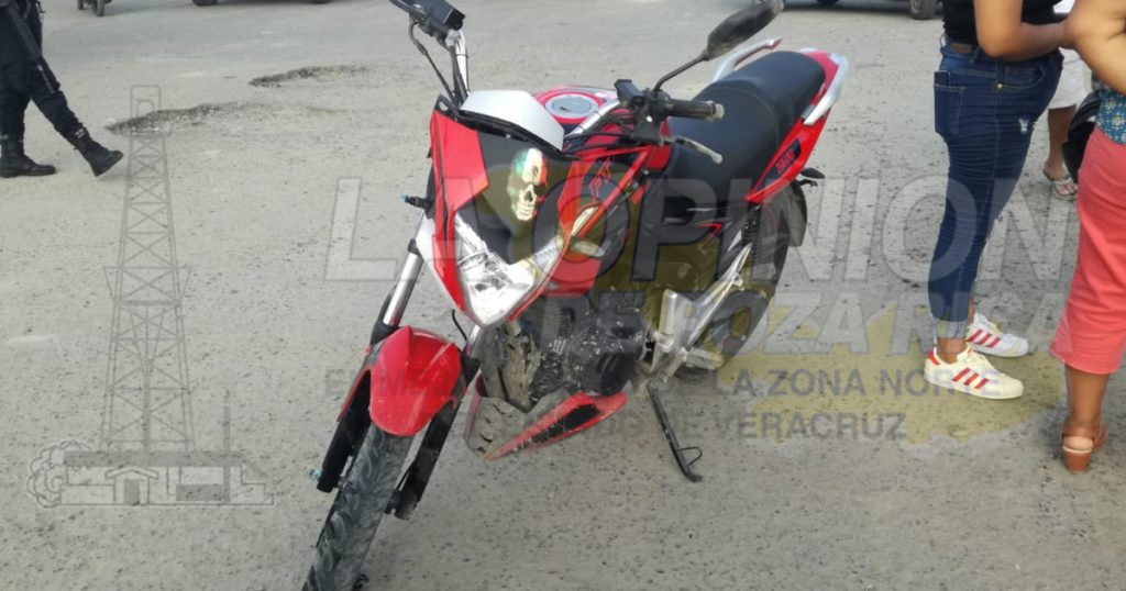 Herido al chocar con un automóvil