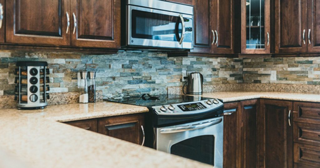 Qué beneficios otorga tener un microondas en tu cocina