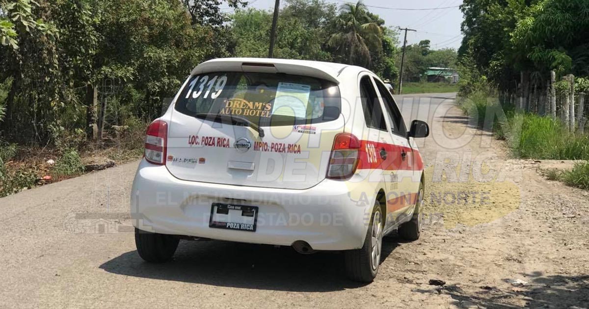 Intransitable la carretera de Úrsulo Galván a Pital