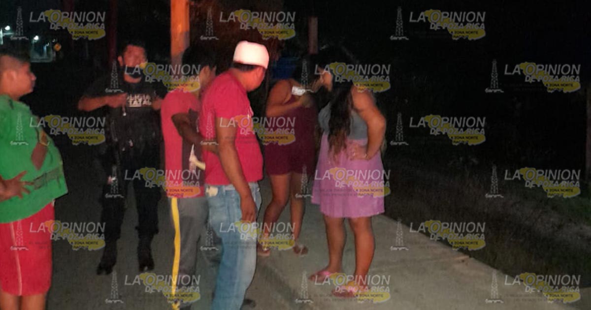 Joven derrapa en su motocicleta