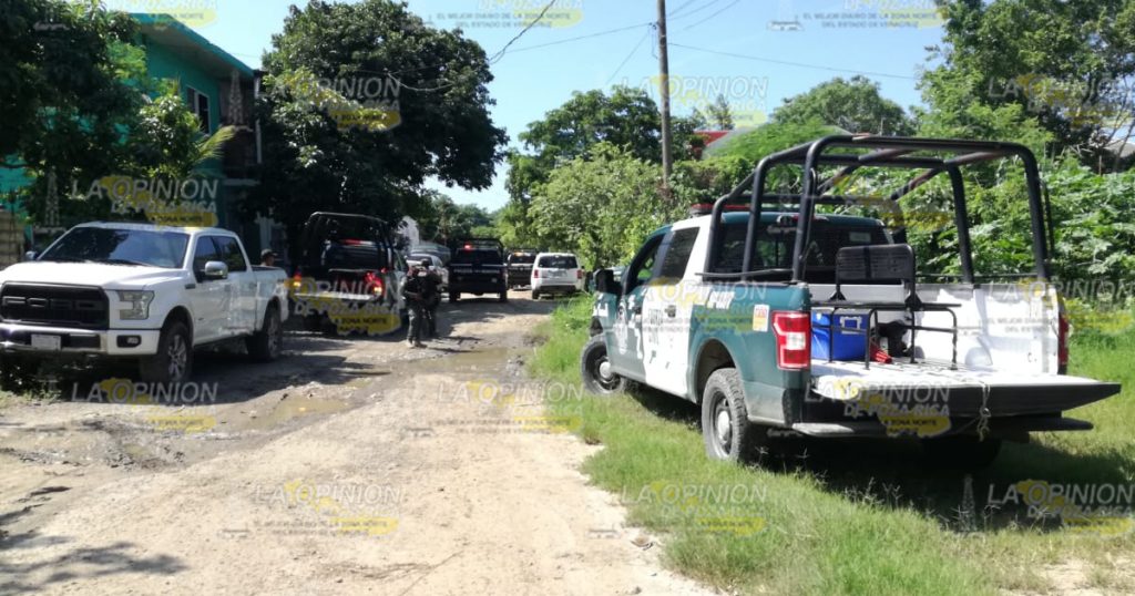 Movilización policíaca por hombres armados