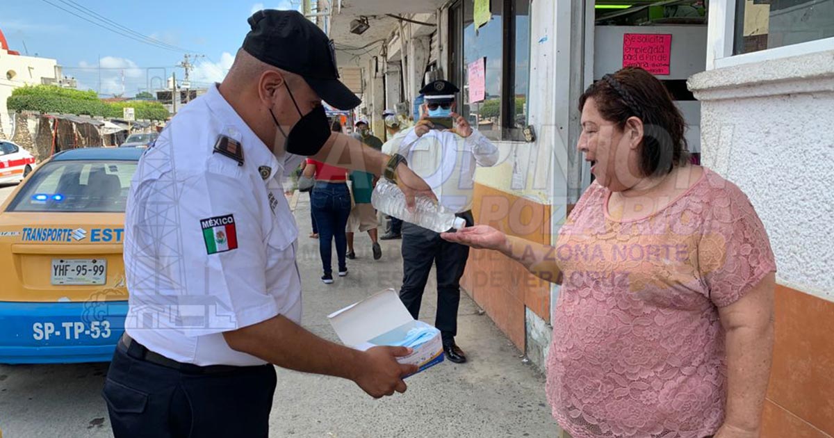 Refuerzan medidas sanitarias en el transporte público