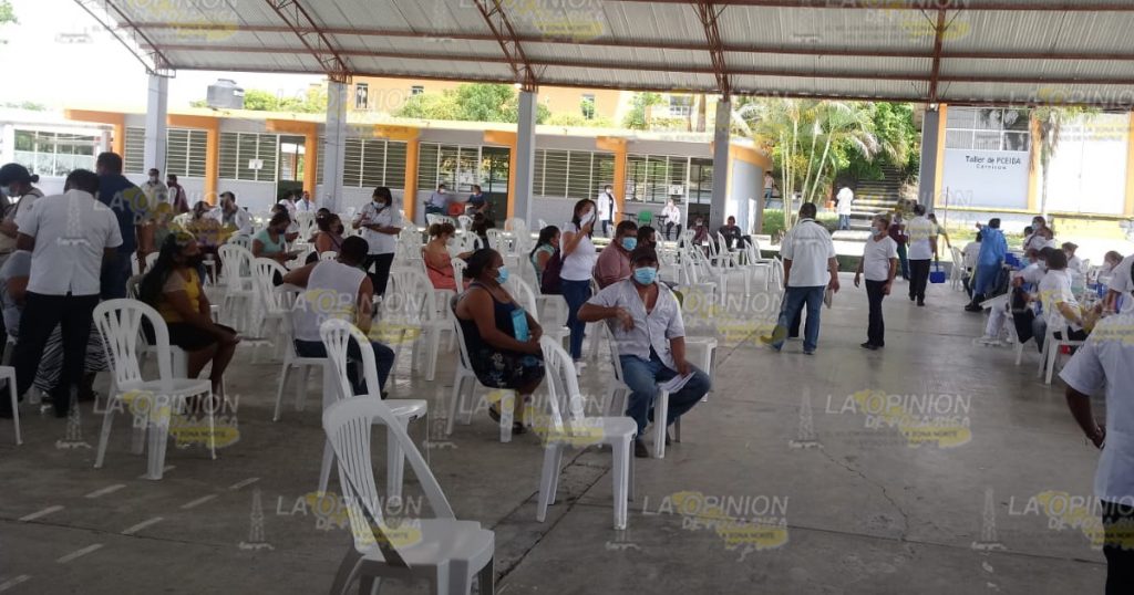 Serranos ignoran la vacuna contra el covid-19